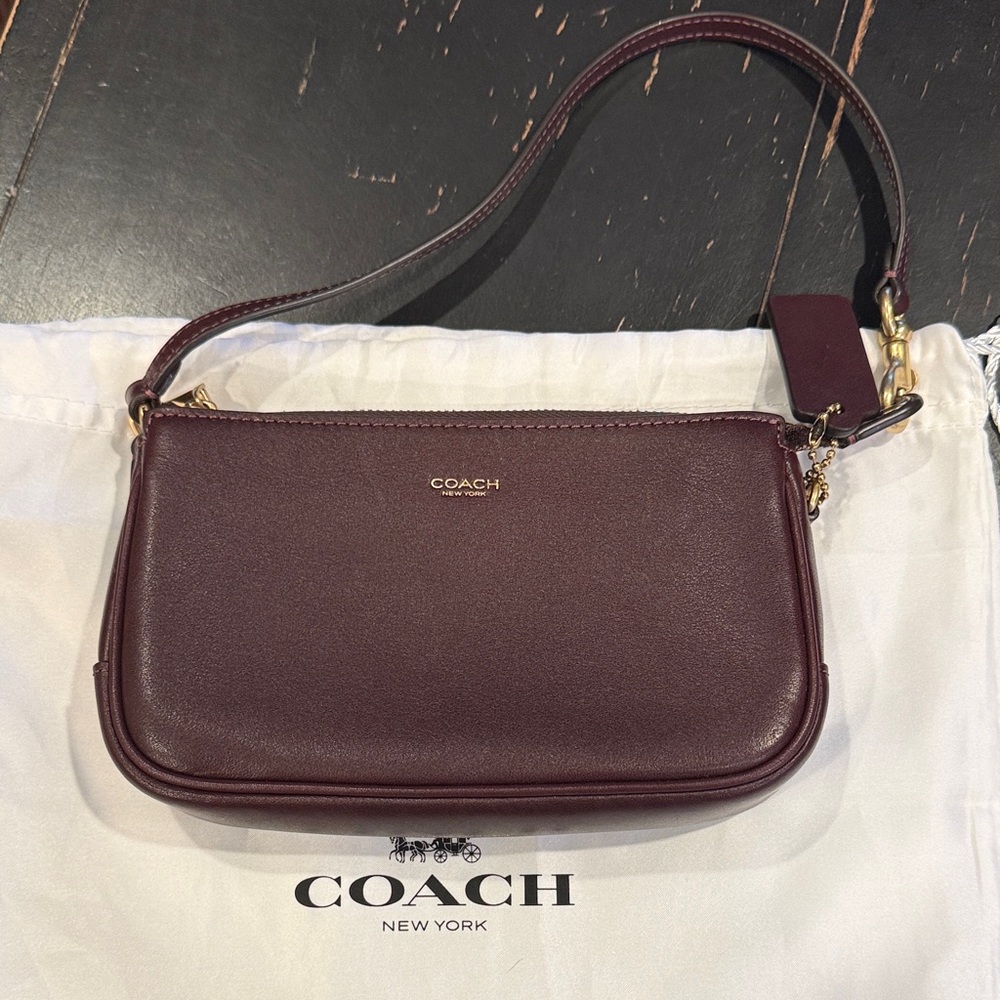 Coach Plaza 18 Coach Dark Burgundy Leather Wristlet
